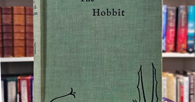 ‘Unimaginably rare’ first edition of The Hobbit sells at auction for £43,000