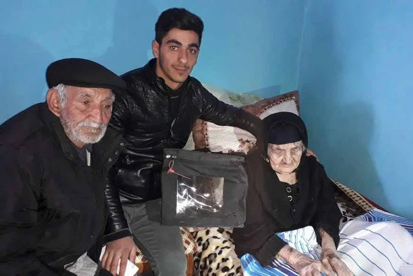 118 yaşlı seçici səs verib - FOTO - VİDEO