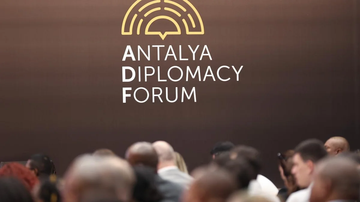 Antalyada Afrika xalqlarına dəstək mövzusunda panellər keçirilib