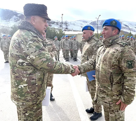Azerbaijani Chief of General Staff inspects intensive combat training of military units