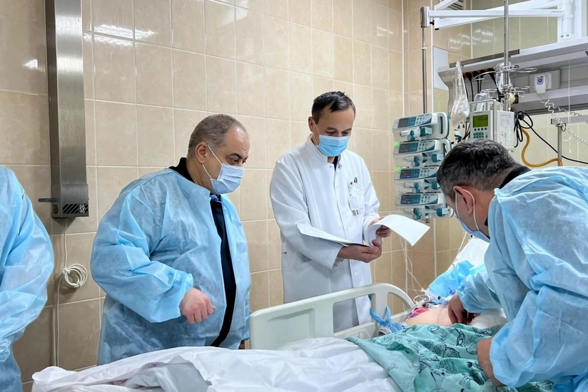 Kazakhstan Health Ministry: Eight victims of plane crash on ventilators