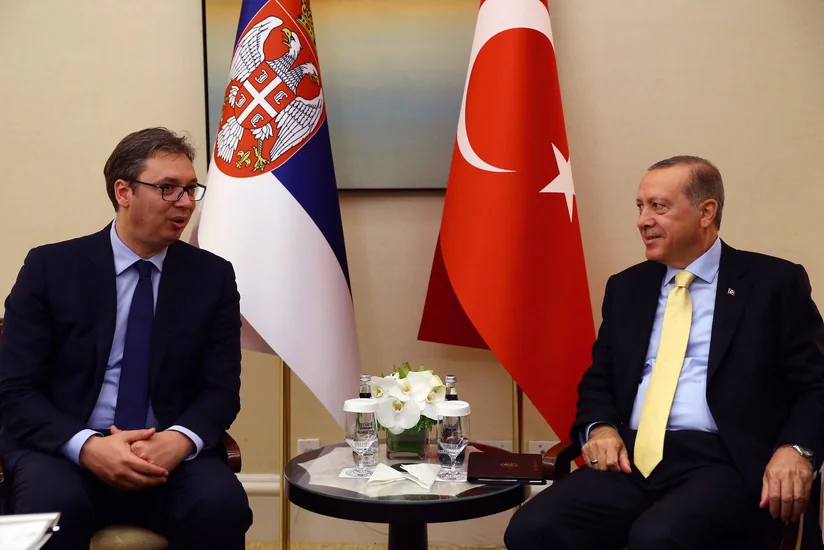 Вучич обратился к Эрдогану за поддержкой в ситуации на севере Косова