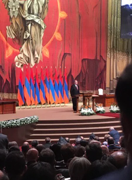 Новый президент Армении вступил в должность