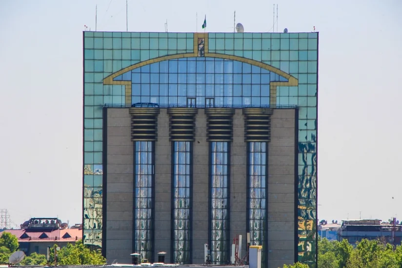 Özbəkistan Mərkəzi Bankı uçot dərəcəsini azaldıb