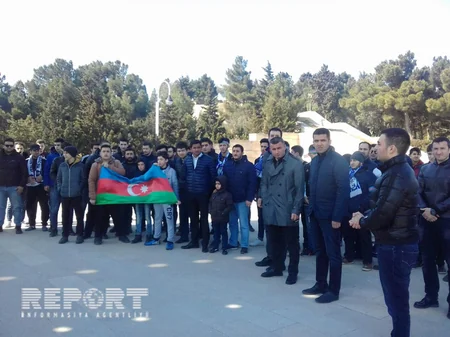 Qarabağ klubunun rəhbərliyi Şəhidlər Xiyabanını ziyarət edib - FOTO