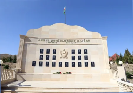 Cocuq Mərcanlıda özünüməşğulluq proqramına cəlb edilən şəxslərlə görüş keçirilib