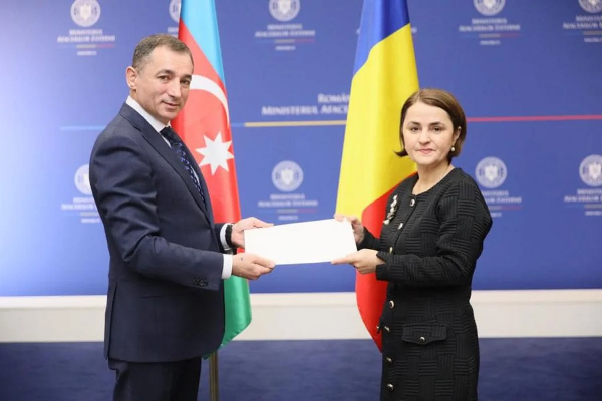 Azerbaijani ambassador presents copy of credentials to Romanian foreign minister