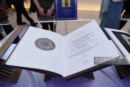 Heydər Əliyev Mərkəzində “Özbəkistanın mədəni irsi dünya külliyyatında” kitabının təqdimatı olub