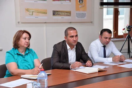 Bakıda məktəb direktoru olmaq istəyən 22 nəfər müsahibədə iştirak edib