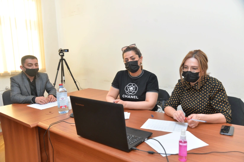 I sinfə qəbul üçün onlayn müsahibələr keçirilir