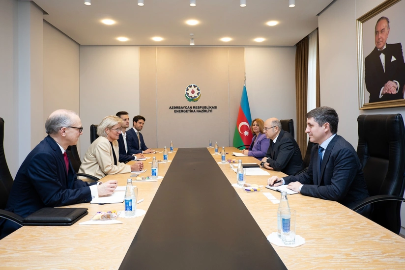 Pərviz Şahbazov belçikalı həmkarı və GWEA prezidenti ilə müzakirələr apalıb