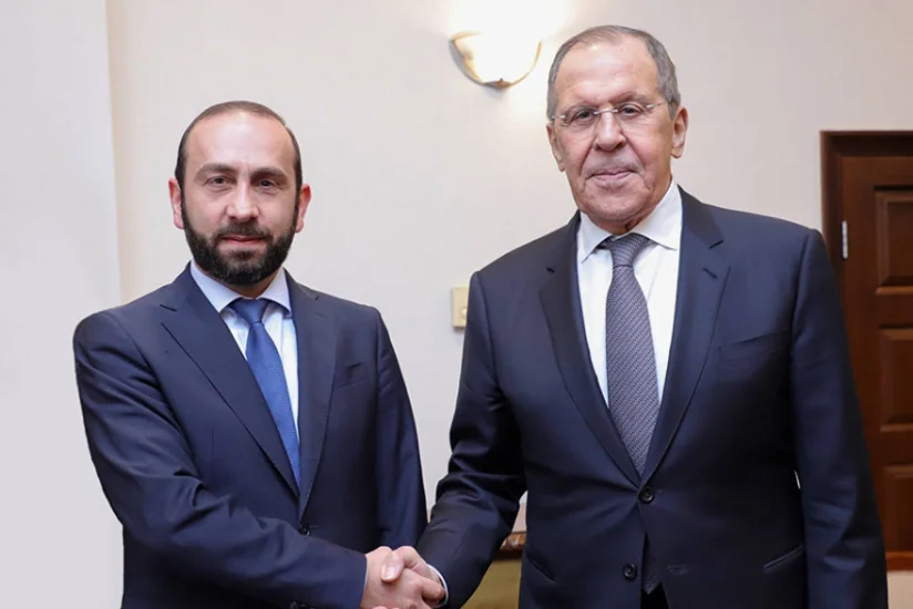 Главы МИД России и Армении обсудили нормализацию отношений между Ереваном и Баку