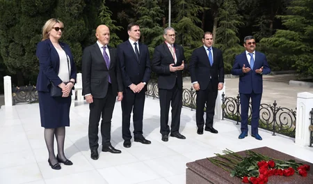 Beynəlxalq Cüdo Federasiyasının rəsmiləri ulu öndər Heydər Əliyevin xatirəsini yad ediblər
