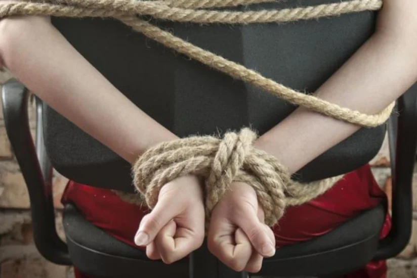 ​Yevlaxda həmyerlisinə bıçaqla xəsarət yetirmiş şəxsin digər cinayət əməli də müəyyən edilib