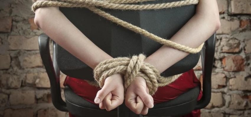 ​Yevlaxda həmyerlisinə bıçaqla xəsarət yetirmiş şəxsin digər cinayət əməli də müəyyən edilib