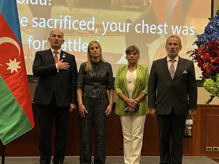 Peruda Ulu Öndərin 100 illiyi və Müstəqillik Günü təntənəli qeyd edilib
