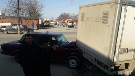 Qubada zəncirvari yol qəzası baş verib, avtomobillərə ziyan dəyib - FOTO