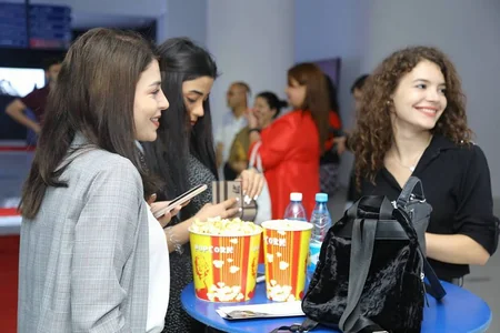 В CinemaPlus прошёл показ мюзикла Звезда родилась