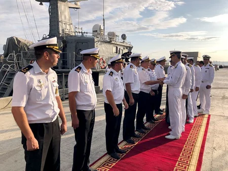 “Dəniz kuboku-2018”də iştirak etmiş xarici dövlətlərin hərbi gəmiləri Bakı limanını tərk edib