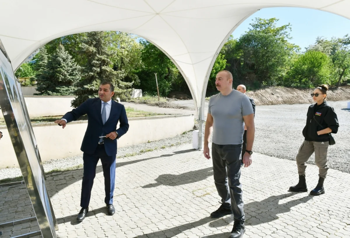 İlham Əliyev və Mehriban Əliyevaya Hadrutun turizm inkişaf konsepsiyası barədə məlumat verilib