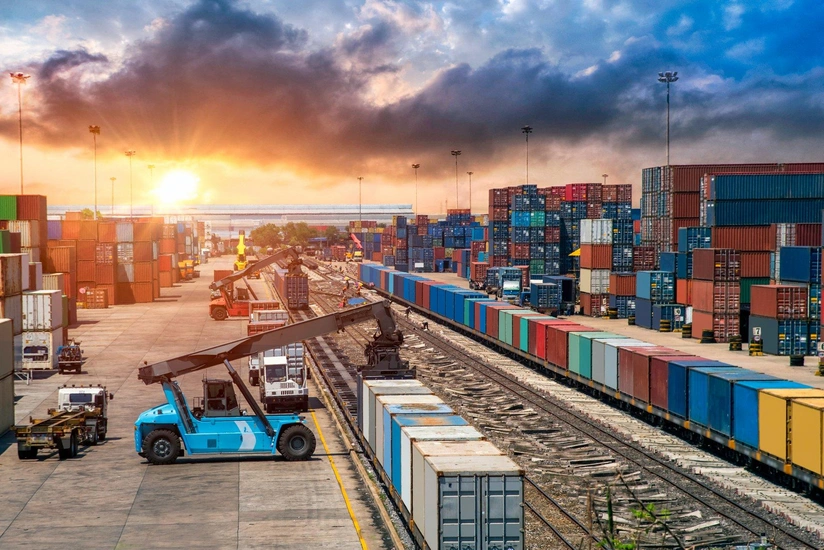 TRACECA' s cargo transportation via Azerbaijan falls by 14%