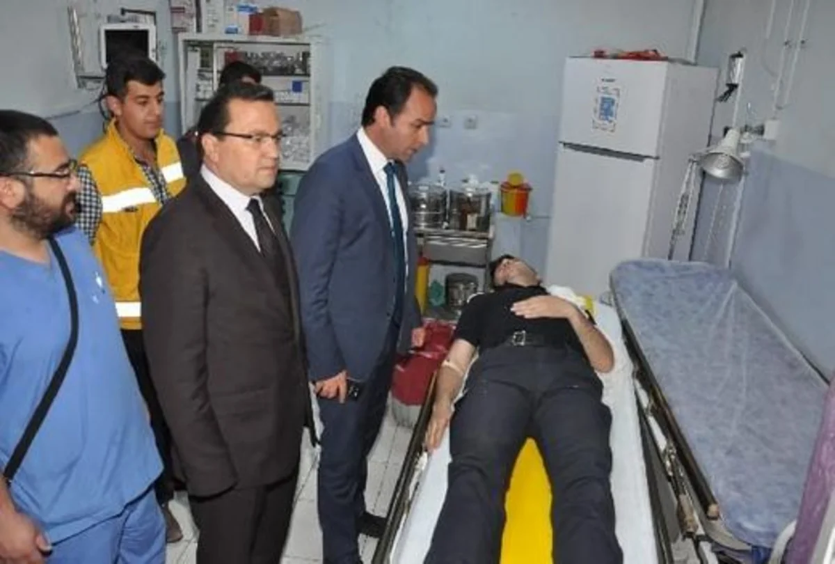 Police bus crashes in Turkey