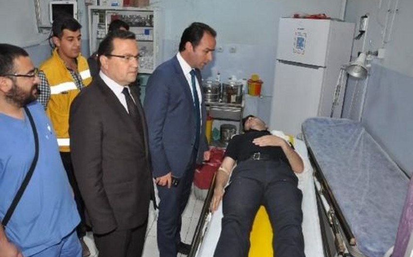 ​Türkiyədə polisləri daşıyan avtobus qəzaya uğrayıb