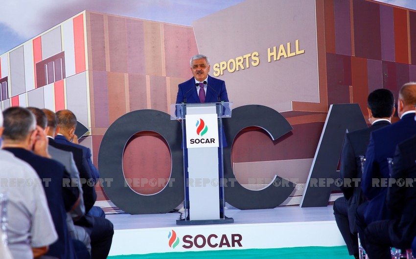 Rövnəq Abdullayev: SOCAR Gürcüstanda fəaliyyətdən çox məmnundur Rövnəq Abdullayev: SOCAR Gürcüstanda fəaliyyətdən çox məmnundur