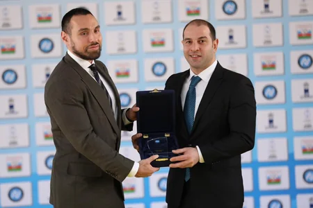 IJF Akademiyasının proqramında iştirak edən məşqçilərə sertifikatlar təqdim olunub