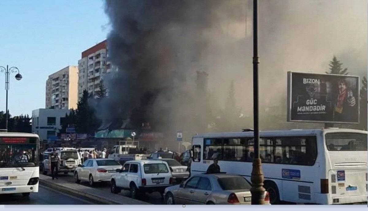 Bakıda Ağçiçəyim gül mağazasında yanğın olub - FOTO - YENİLƏNİB - VİDEO