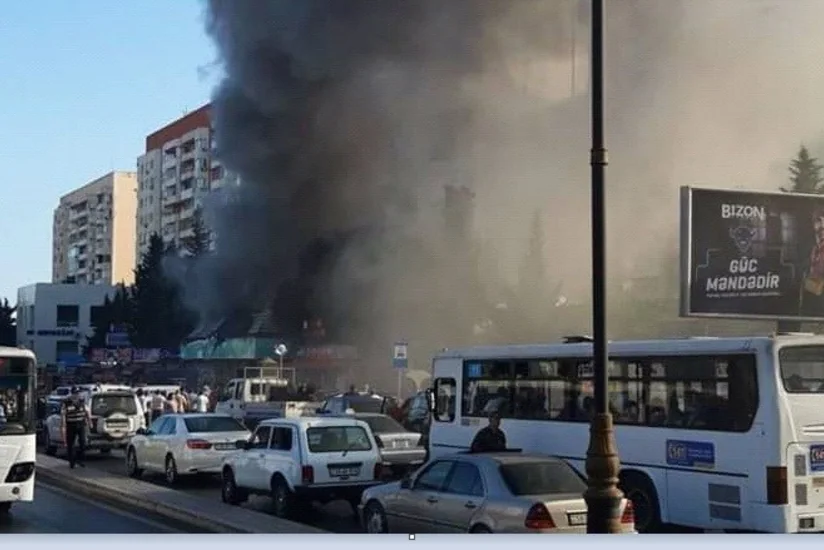 Bakıda Ağçiçəyim gül mağazasında yanğın olub - FOTO - YENİLƏNİB - VİDEO