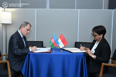 Azerbaijan, Indonesia abolish visa requirements for diplomats