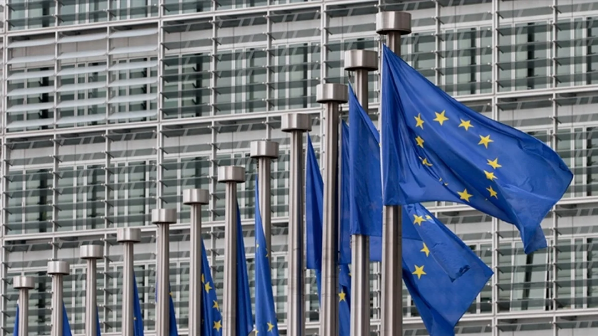 EU vaccination certificate system may start working in June
