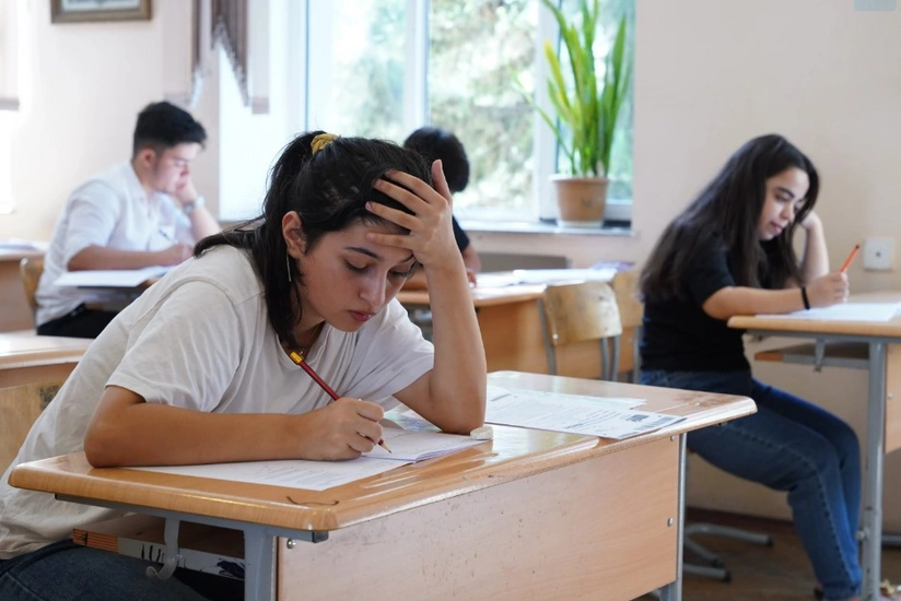 DİM  9 və 11-ci sinif şagirdləri üçün əlavə imtahan keçirib - YENİLƏNİB