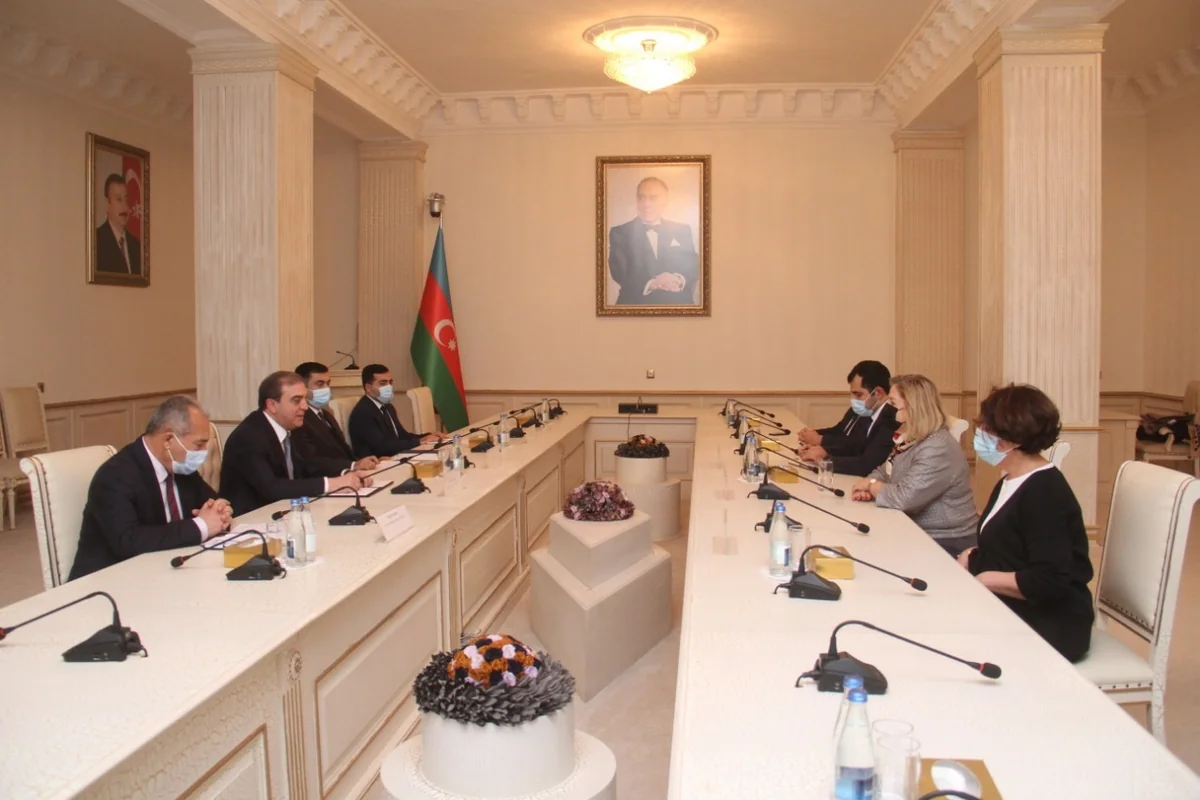 ÜST: Azərbaycanda hələlik Omikron ştamına rast gəlinməyib