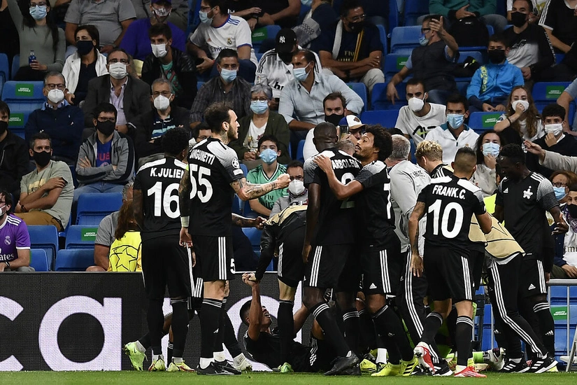 Çempionlar Liqası: Şerif üç nəhəng klubun uğurunu təkrarlayıb