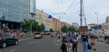 Ukrainians stage rallies in Kyiv demanding release of PoWs