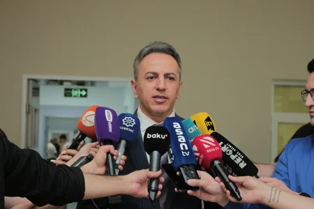 Jurnalistlər hərbi xidmətə çağırılan vətəndaşların tibbi müayinə prosesi ilə tanış olublar