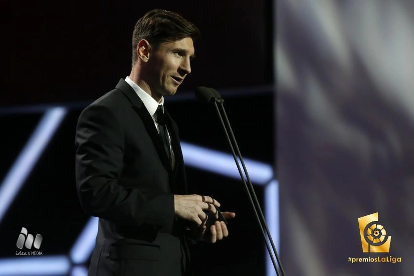 Messinin pasport videosunu yayan polisə həbs cəzası verilib