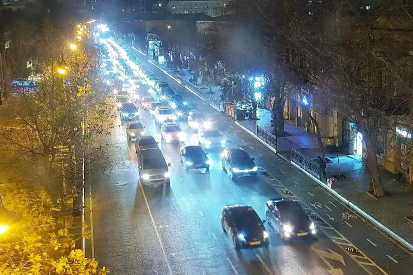 Bakının mərkəzi küçələrində tıxac var - SİYAHI