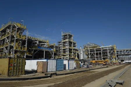 Prezident İlham Əliyev Sumqayıtda SOCAR-ın karbamid zavodunun tikintisində işlərin gedişi ilə tanış olub - YENİLƏNİB