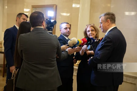 Moskvada Heydər Əliyevin anadan olmasının 101-ci ildönümünə həsr olunmuş xatirə gecəsi keçirilib