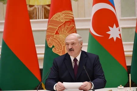 Azerbaijani, Belarus presidents make press statements
