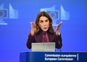 Пинью: Дата вступления в силу 17-го пакета санкций против РФ зависит от хода переговоров по Украине