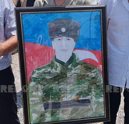 Vətən müharibəsi şəhidinin xatirəsinə inşa edilən bulağın açılışı olub