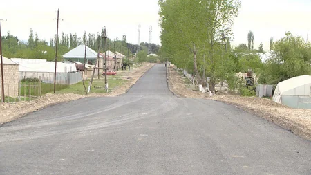 Samux rayonunda 36 km-lik avtomobil yolunun yenidən qurulması yekunlaşır - VİDEO