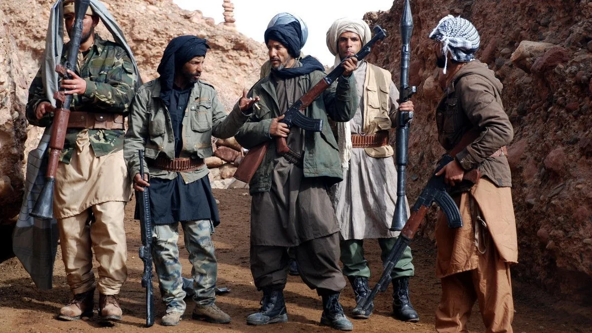 Əfqanıstanda Taliban hücumu: 3 polis ölüb, 1-i yaralanıb