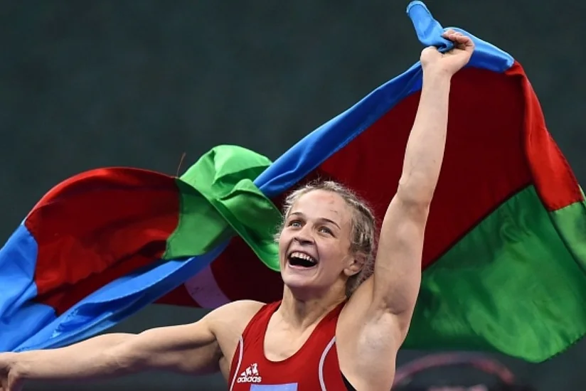 Azərbaycanın qadın güləşçisi beynəlxalq turnirdə gümüş medal qazanıb