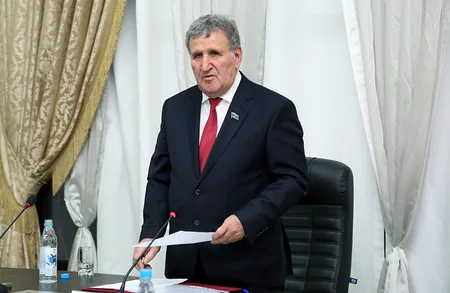 AMEA: Repressiya qurbanı olan tədqiqatçının əlyazması aşkarlanıb