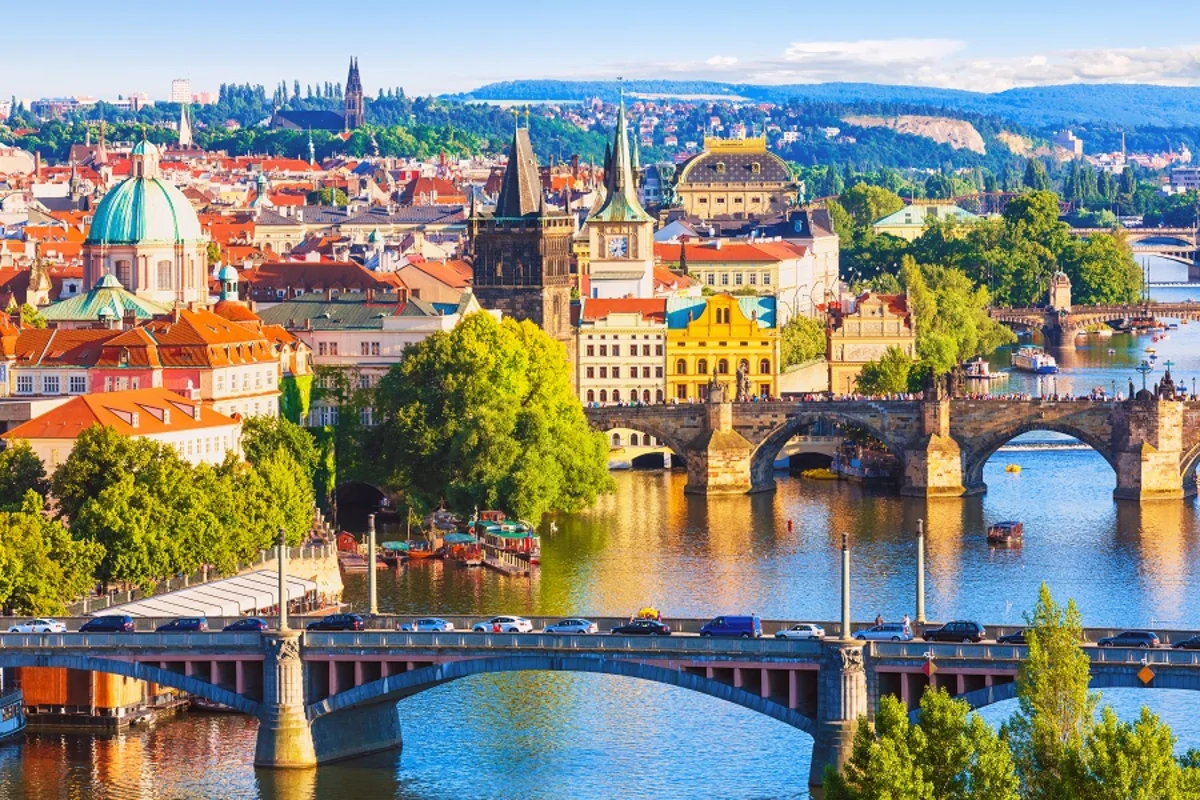 Czech Republic offers to host meeting of NATO foreign ministers in 2024